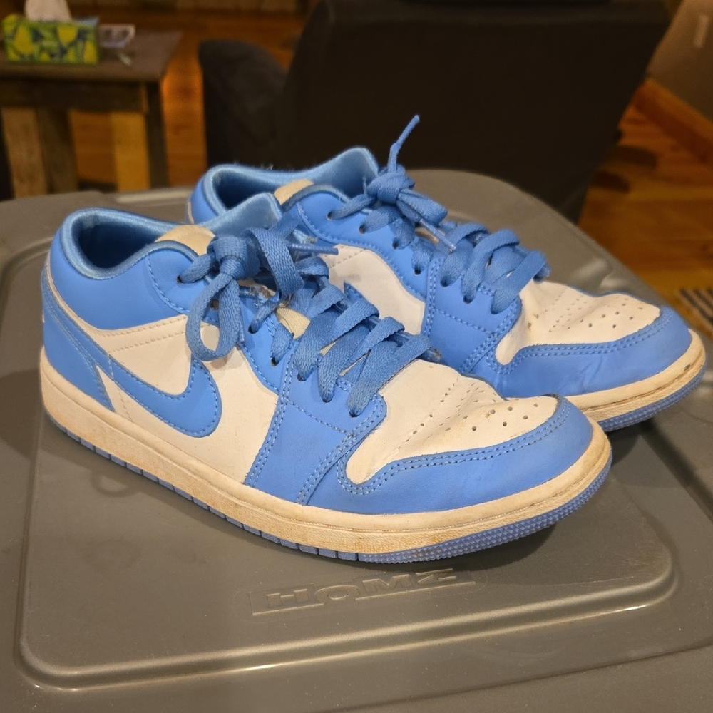 Nike Sneakers in Blue and White